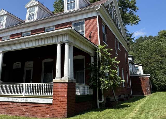 Property at 1003 Lincoln Ave, Tyrone, PA 16686, 3 beds, 1.5 baths