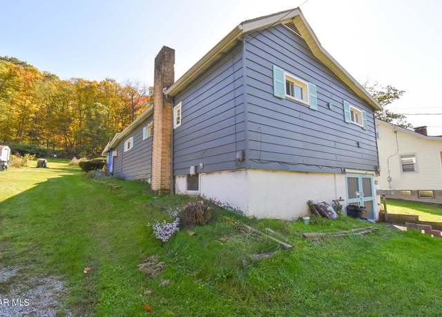 Property at 1406 Solomon St, Johnstown, PA 15902, 3 beds, 1 bath