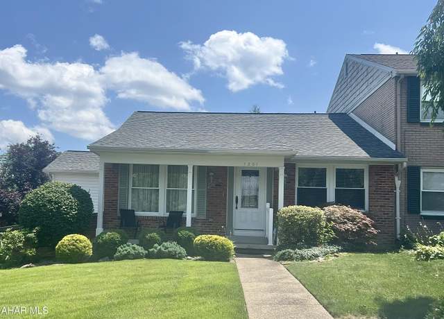 Property at 1201 Countryview Dr, Duncansville, PA 16635, 3 beds, 2 baths