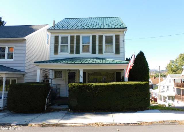 Property at 2500 3rd Ave, Altoona, PA 16602, 3 beds, 1 bath