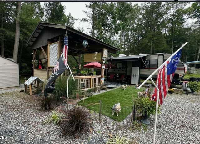 Property at 127 Magnolia Circle Cir, Flinton, PA 16640, 1 bed, 1 bath