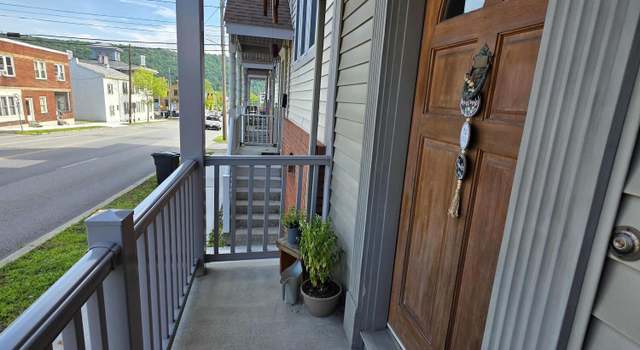 Photo of 419 Penn St, Hollidaysburg, PA 16648