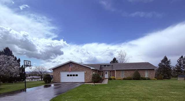 Photo of 604 Sunset Dr, Martinsburg, PA 16662