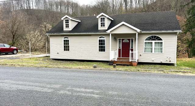 Photo of 222 Ironville Rd, Tyrone, PA 16686