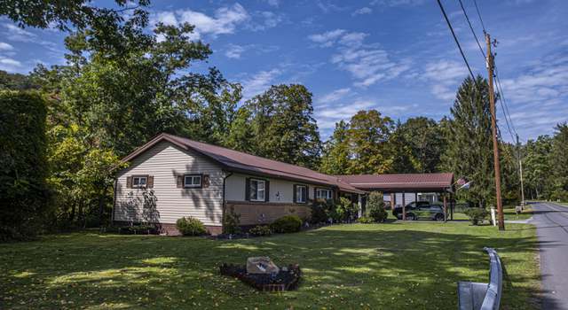Photo of 677 Decker Hollow Rd, Tyrone, PA 16686