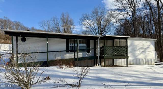 Photo of 650 Clairmont Dr, Altoona, PA 16601
