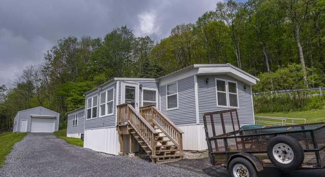 Photo of 1277 Diamond Ln, Portage, PA 15946