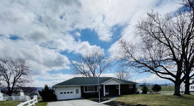 Photo of 102 Oakdale Rd, Martinsburg, PA 16662