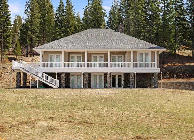Property at 111 Lake Almanor West Dr, Lake Almanor West, CA 96020, 4 beds, 3 baths
