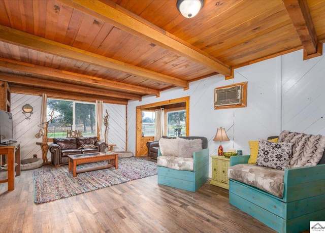 Property at 18870 Live Oak Rd, Red Bluff, CA 96080, 3 beds, 2 baths