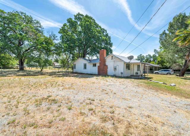 Property at 2631 Irwin Rd, Redding, CA 96002, 4 beds, 1 bath