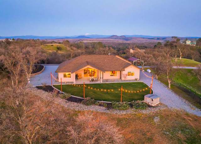 Property at 21735 Hidy Way, Red Bluff, CA 96080, 3 beds, 2.5 baths