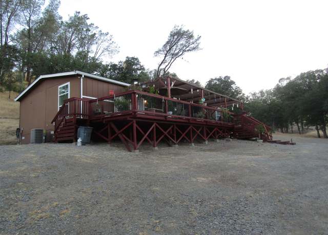 Property at 7455 Humboldt Dr, Corning, CA 96021, 3 beds, 2 baths