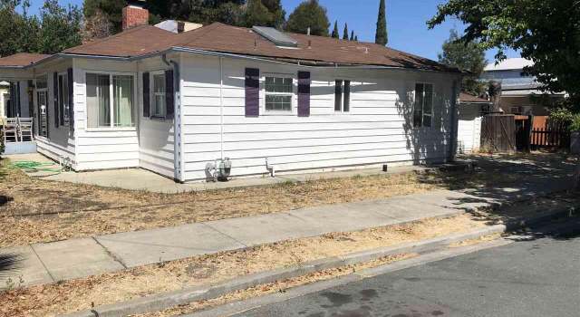 Photo of 893 E 11th St, Pittsburg, CA 94565