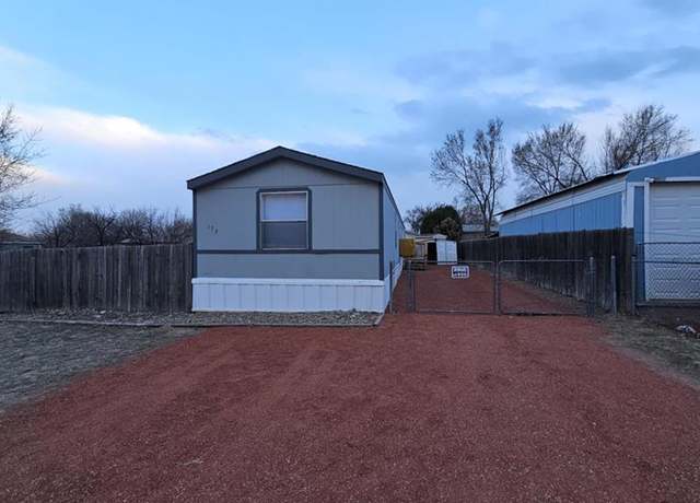 Property at 172 E Countryside Dr, Pueblo West, CO 81007, 3 beds, 2 baths