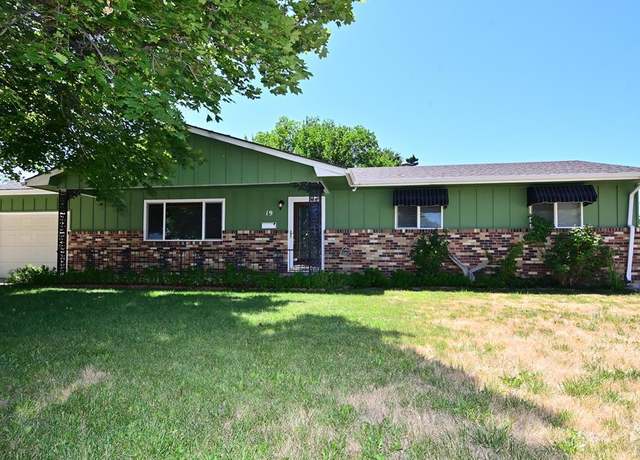 Property at 19 Cornell Cir, Pueblo, CO 81005, 3 beds, 2 baths