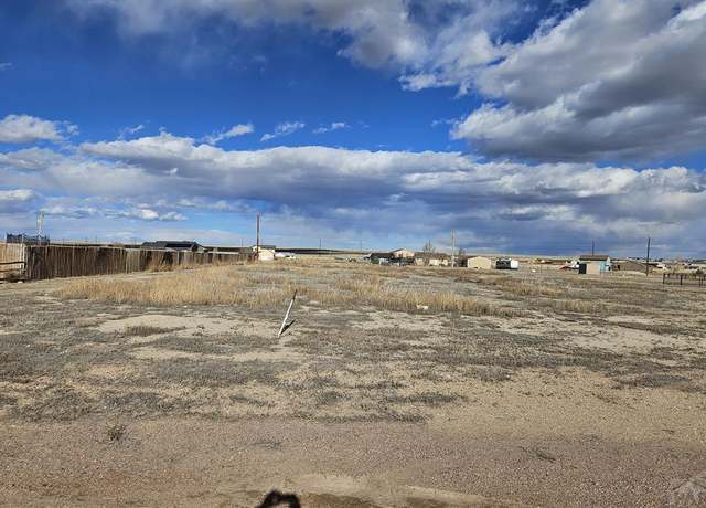Property at 925 E Blackstone Dr, Pueblo West, CO 81007