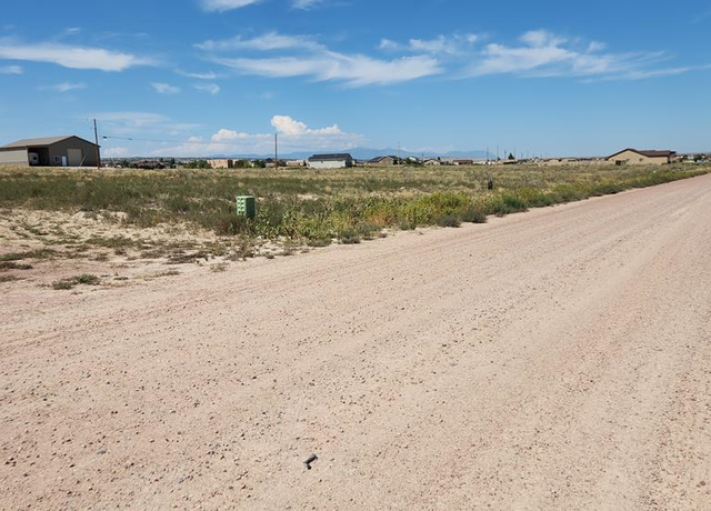 Property at 1438 N Moonbeam Dr, Pueblo West, CO 81007