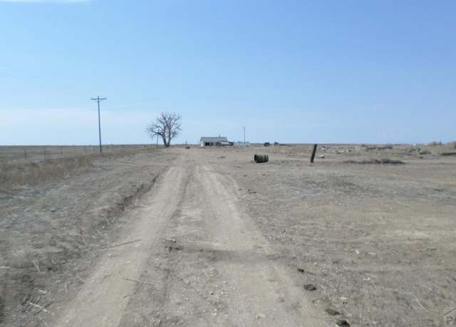 Property at 41824 Undercliff Rd, Avondale, CO 81022
