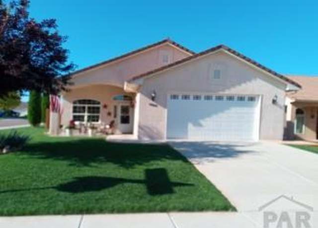 Property at 4904 Almondcrest Dr, Pueblo, CO 81005, 3 beds, 2 baths