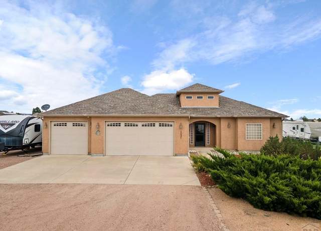 Property at 1037 W Desert Sage Dr, Pueblo West, CO 81007, 3 beds, 2 baths