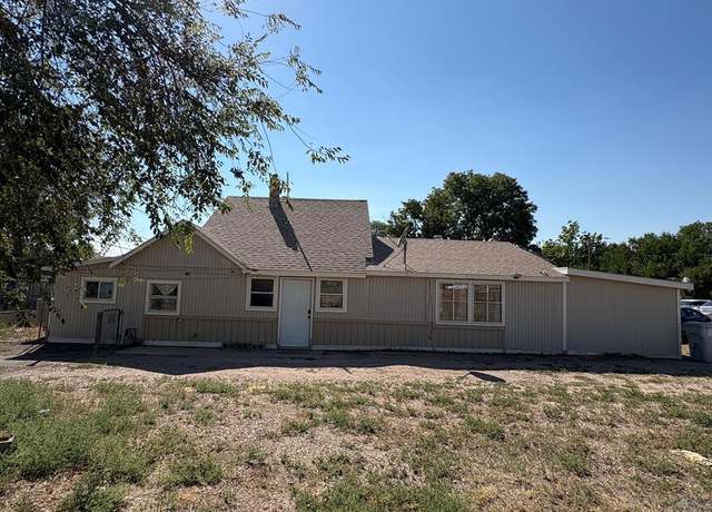 Property at 1608 W 20th St, Pueblo, CO 81003, 3 beds, 2 baths