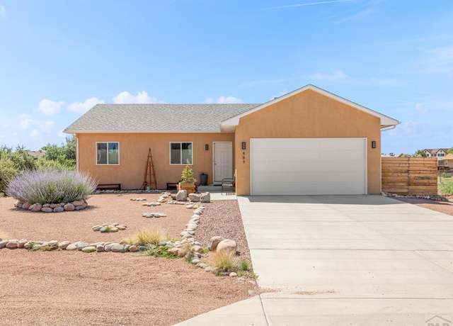 Property at 985 S Coral Ln, Pueblo, CO 81007, 3 beds, 2 baths