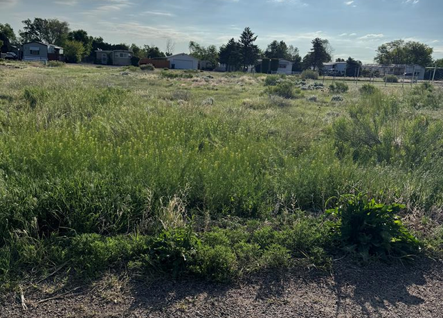 Property at 738 S Wolcott Dr, Pueblo, CO 81007
