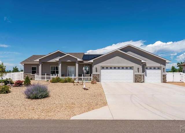 Property at 711 N Paradox Dr, Pueblo West, CO 81007, 3 beds, 2 baths