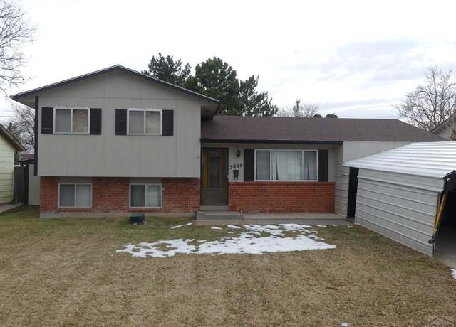 Property at 3828 Farabaugh Ln, Pueblo, CO 81005, 3 beds, 2 baths
