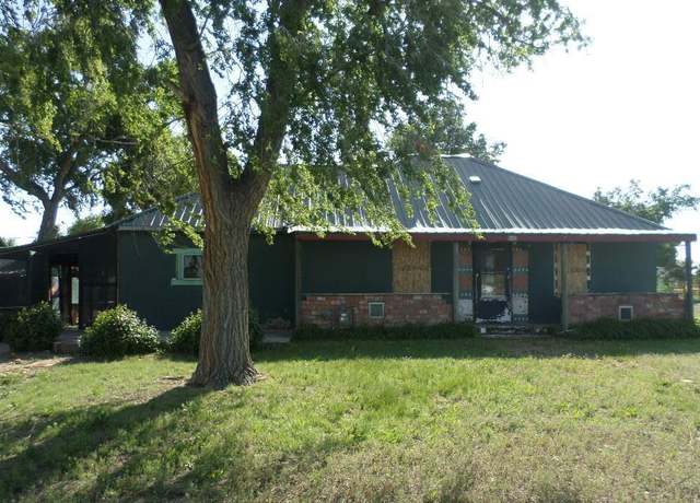 Property at 302 Gould Ave, Olney Springs, CO 81062, 2 beds, 1 bath
