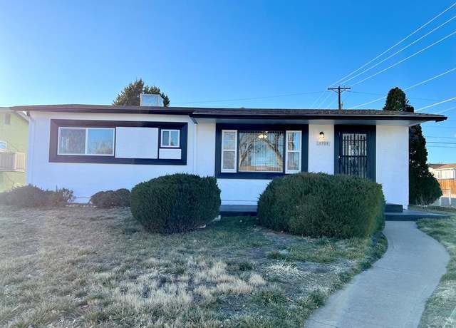 Property at 1701 Englewood Dr, Pueblo, CO 81005, 3 beds, 1 bath