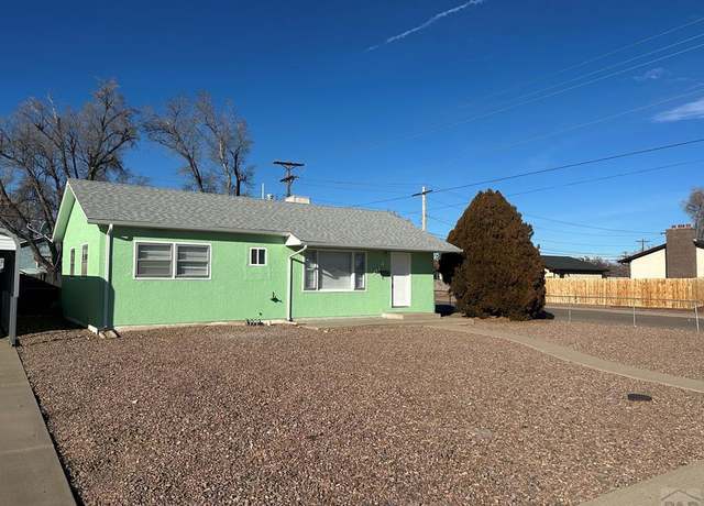 Property at 1701 Lynwood Ln, Pueblo, CO 81005, 3 beds, 1 bath