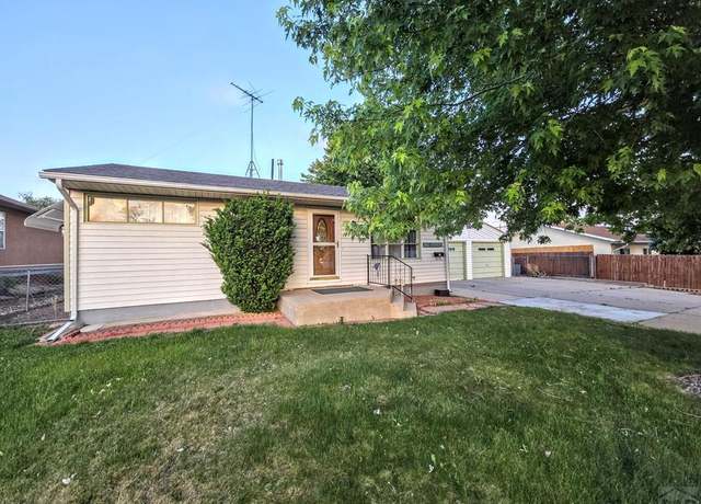 Property at 3112 Withers Ave, Pueblo, CO 81008, 4 beds, 2 baths