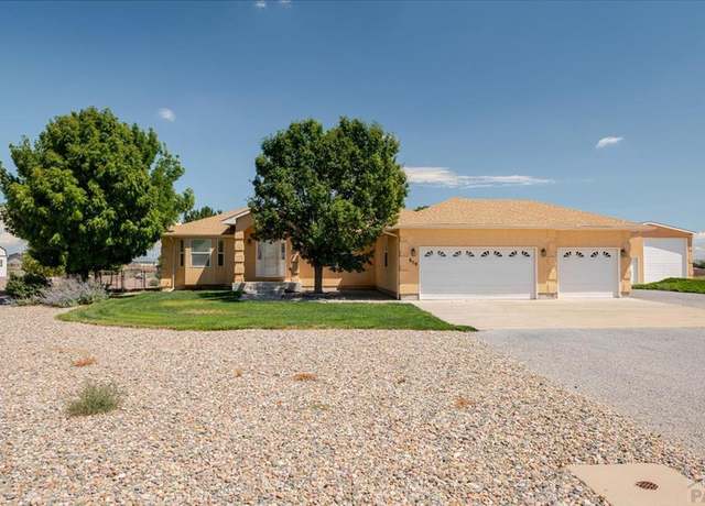 Property at 679 E Marigold Dr, Pueblo West, CO 81007, 3 beds, 3 baths