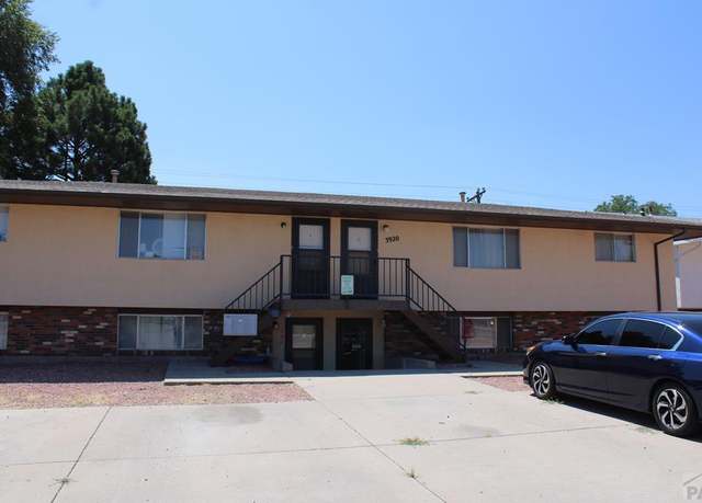 Property at 3920 Devonshire Ln, Pueblo, CO 81005, 8 beds, 4 baths