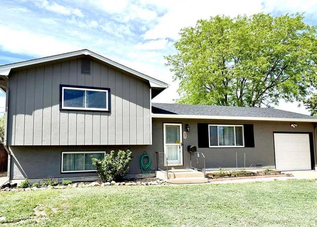 Property at 3941 Sheffield Ln, Pueblo, CO 81005, 3 beds, 2 baths