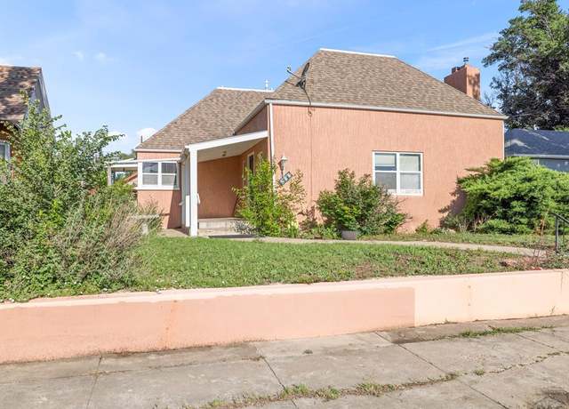 Property at 916 Belleview Ave, La Junta, CO 81050, 3 beds, 2 baths