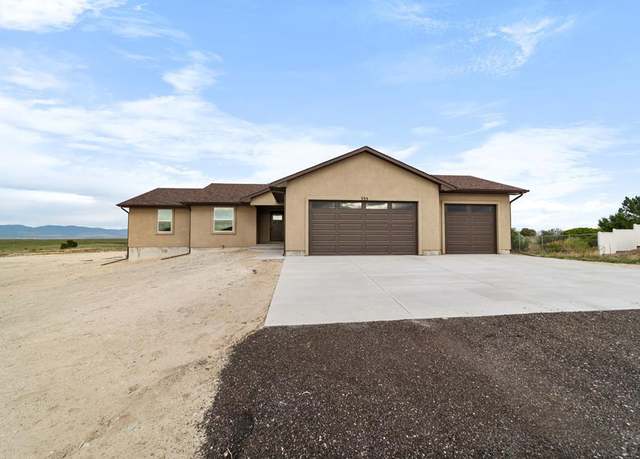 Property at 240 E Longmont Dr, Pueblo West, CO 81007, 3 beds, 2 baths