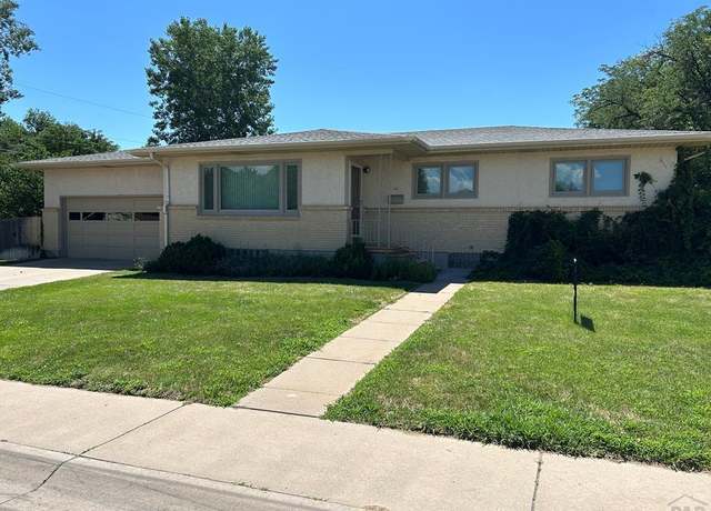 Property at 66 Dartmouth Ave, Pueblo, CO 81005, 4 beds, 2 baths