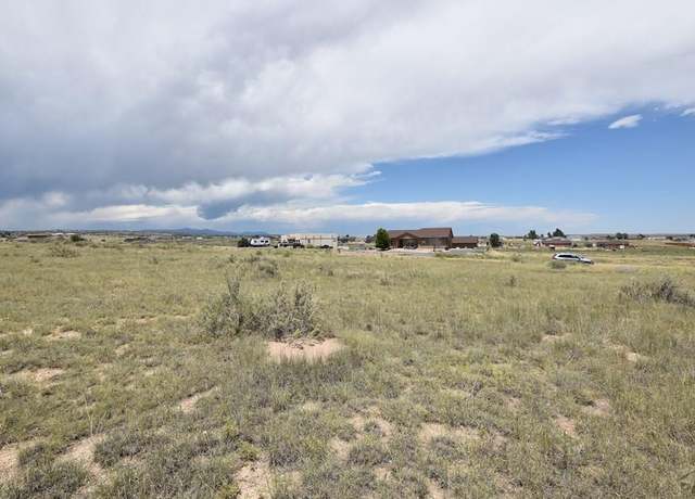 Property at 1471 N Bowen Dr, Pueblo, CO 81007