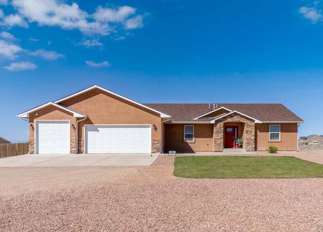 Property at 684 E Platteville Blvd, Pueblo West, CO 81007, 3 beds, 2 baths