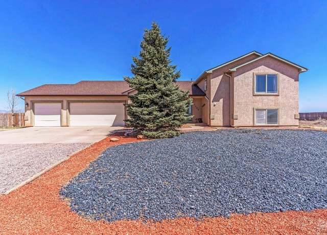 Property at 1173 W Mescalero Dr, Pueblo West, CO 81007, 4 beds, 3 baths