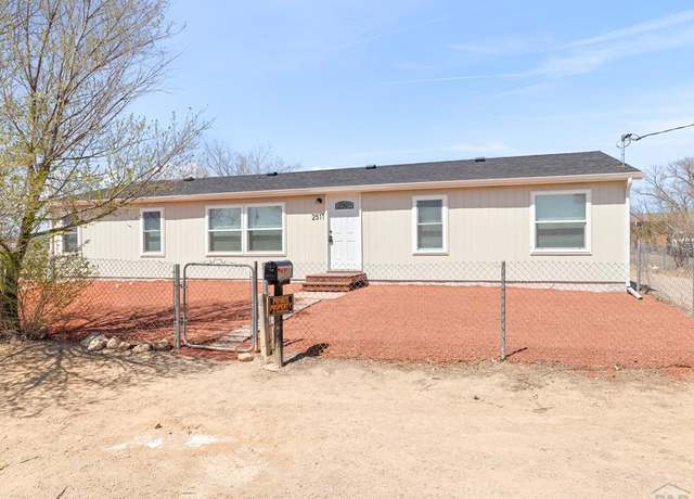 Property at 2511 E 12th St, Pueblo, CO 81001, 4 beds, 2 baths