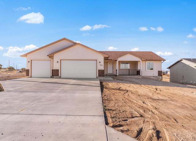 Property at 489 S Laporte Dr, Pueblo West, CO 81007, 3 beds, 2 baths