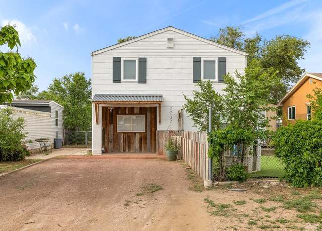 Property at 2202 W 15th St, Pueblo, CO 81003, 3 beds, 2 baths