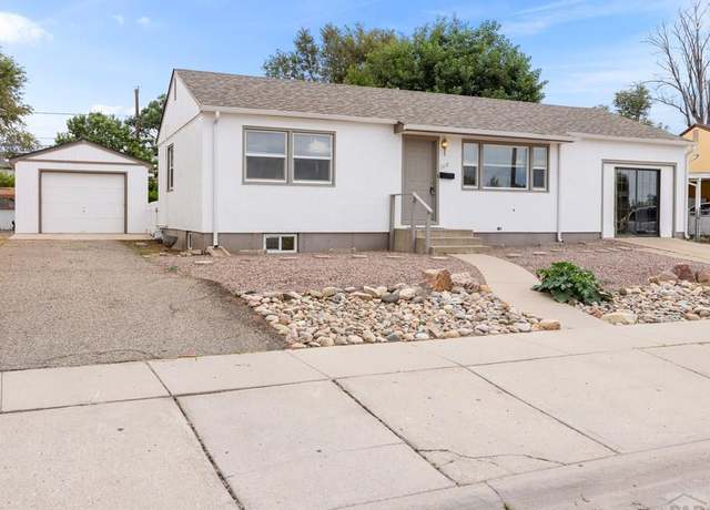 Property at 1518 Horseshoe Dr, Pueblo, CO 81001, 4 beds, 2 baths