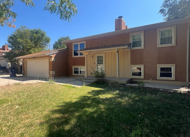 Property at 2228 South Dr, Pueblo, CO 81008, 4 beds, 2 baths