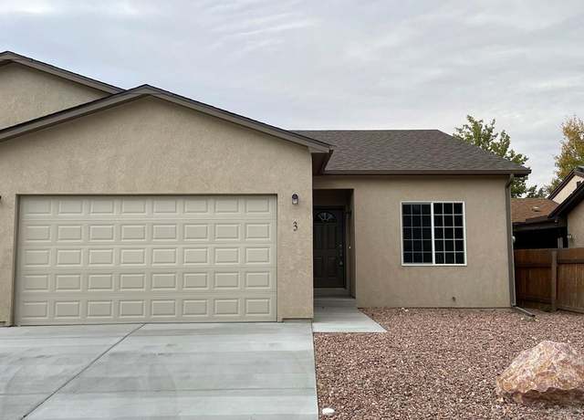 Property at 3 Pineridge Ct, Pueblo, CO 81001, 3 beds, 2 baths