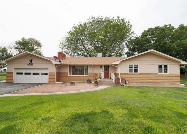 Property at 843 Baxter Rd, Pueblo, CO 81007, 5 beds, 2 baths